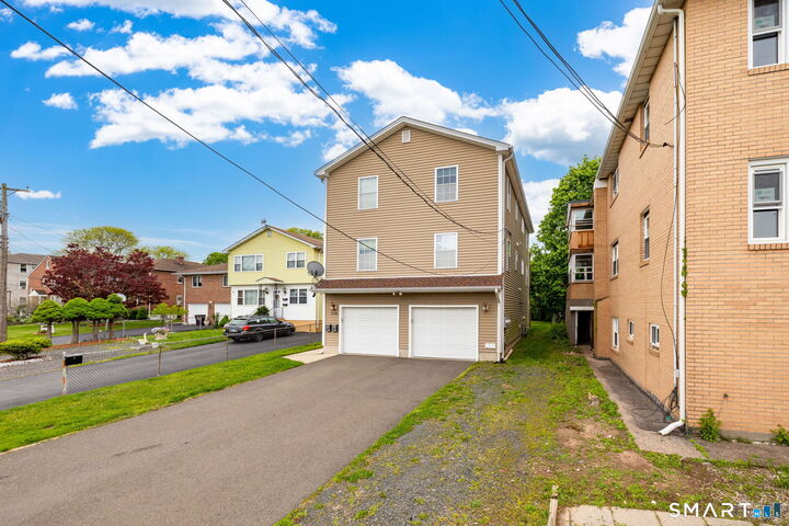 Property Photo:  134 Golden Hill Street  CT 06053 