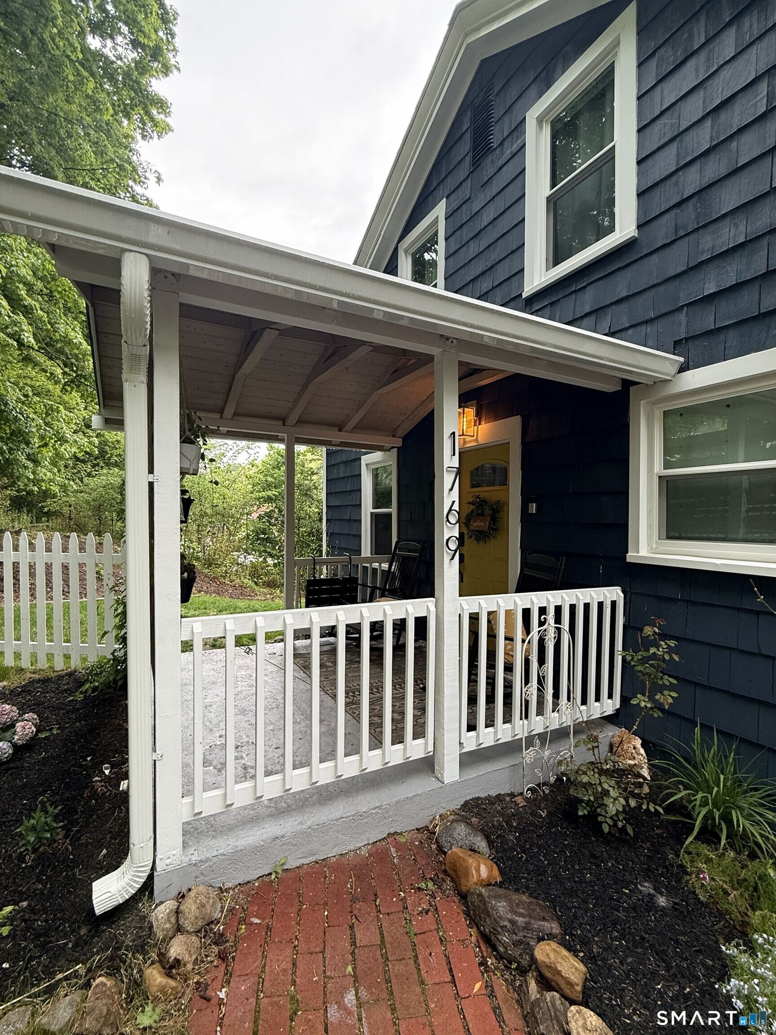 Property Photo:  1769 Watertown Avenue  CT 06708 