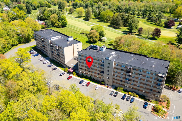 Property Photo:  20 Putter Drive 20  CT 06492 
