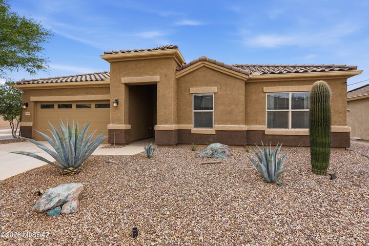 Property Photo:  9901 N Cardon Grande Trail  AZ 85653 