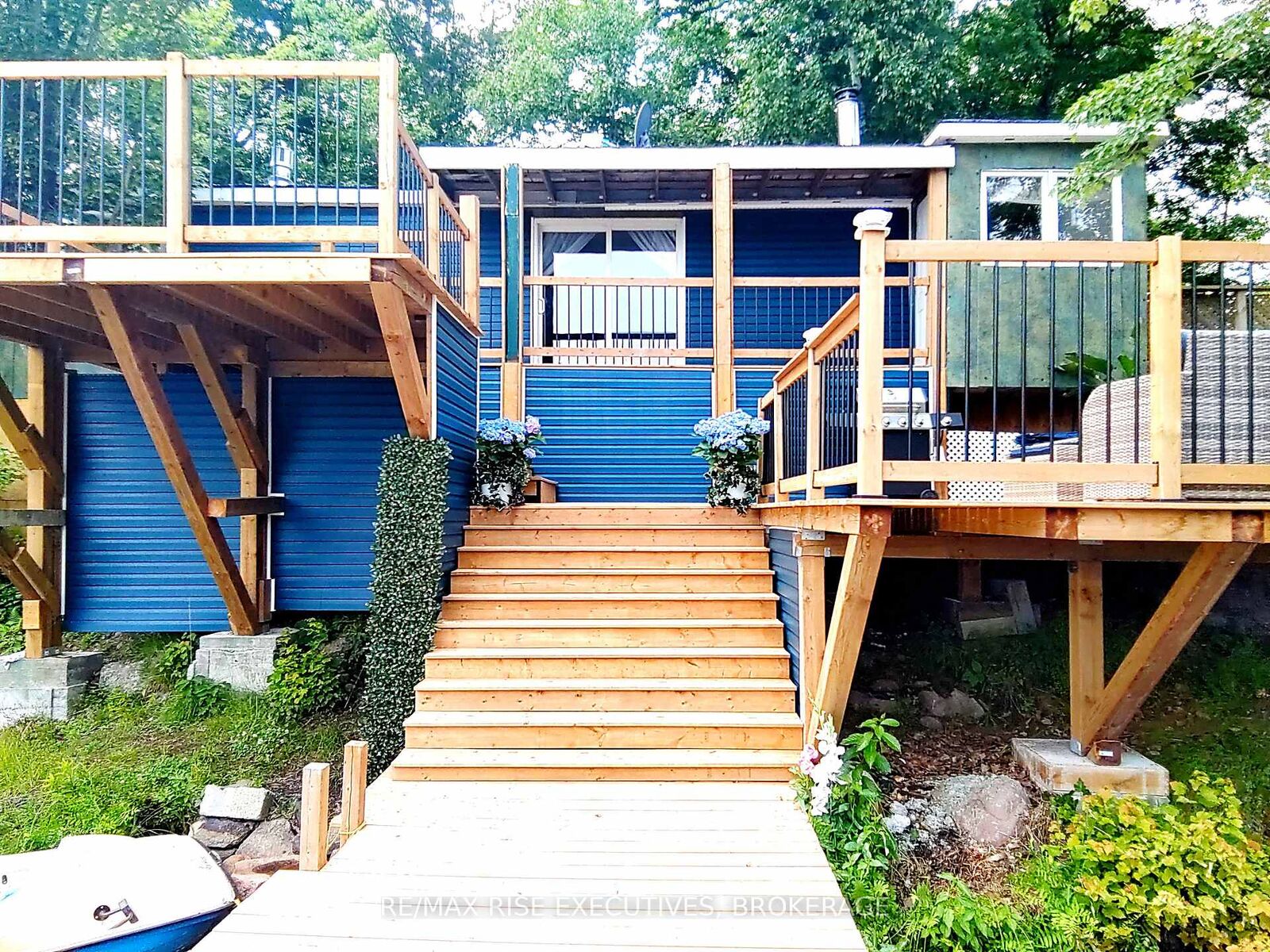Property Photo:  1365 Fourth Lake Road  ON K0H 2K0 