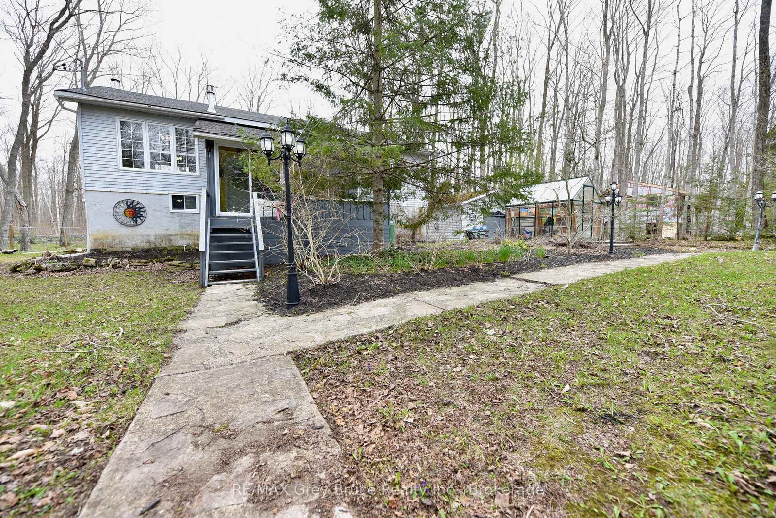 Property Photo: 313 Tammy's Cove Road ON N0H 1W0