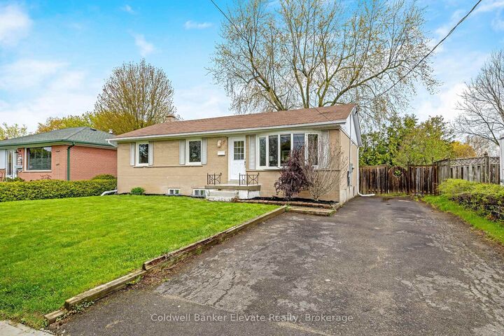 Property Photo:  39 McGilvray Crescent  ON L7G 1L7 
