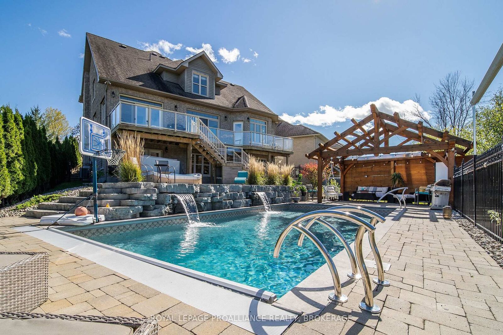 Property Photo: 710 Kananaskis Drive ON K7P 0A9