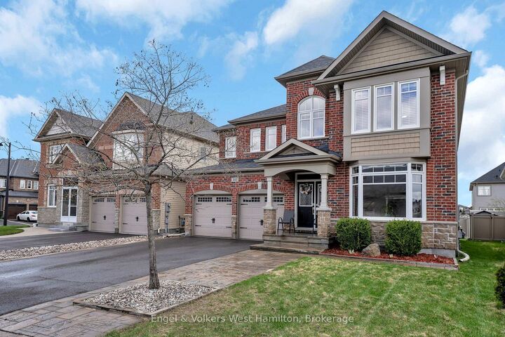 Property Photo: 333 Percheron Way ON K2V 0A9