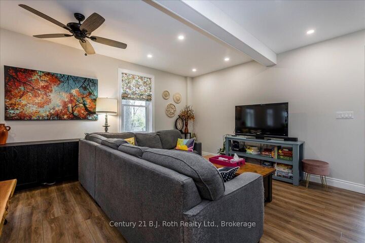 Property Photo: 344 Second Street ON L4R 3R3