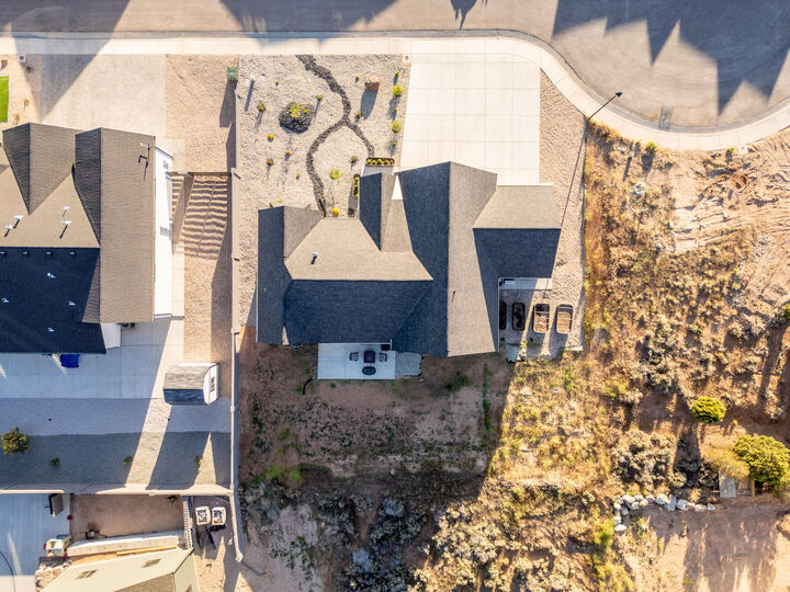 Property Photo:  1933 S Oak Springs Cir  UT 84720 
