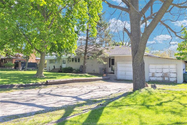 Property Photo: 302 West Pike Creek Road ON N8N 2L9