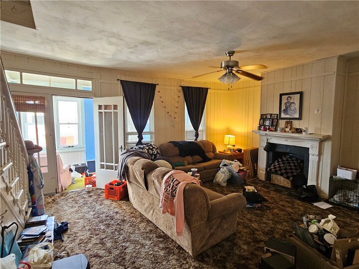 Property Photo: 619 Chestnut St PA 15642