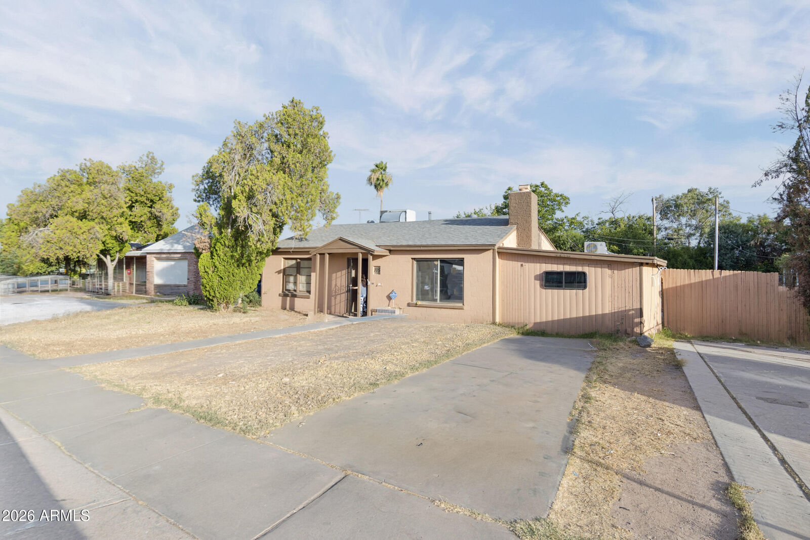 Property Photo:  775 E 1st Place  AZ 85203 