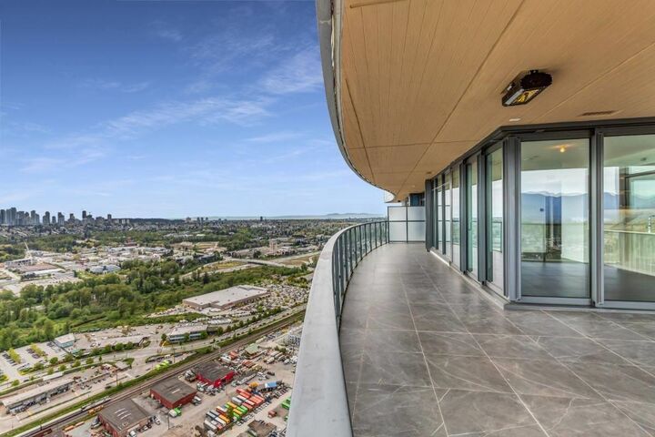 Property Photo:  4880 Lougheed Highway 5206  BC V5C 0N1 