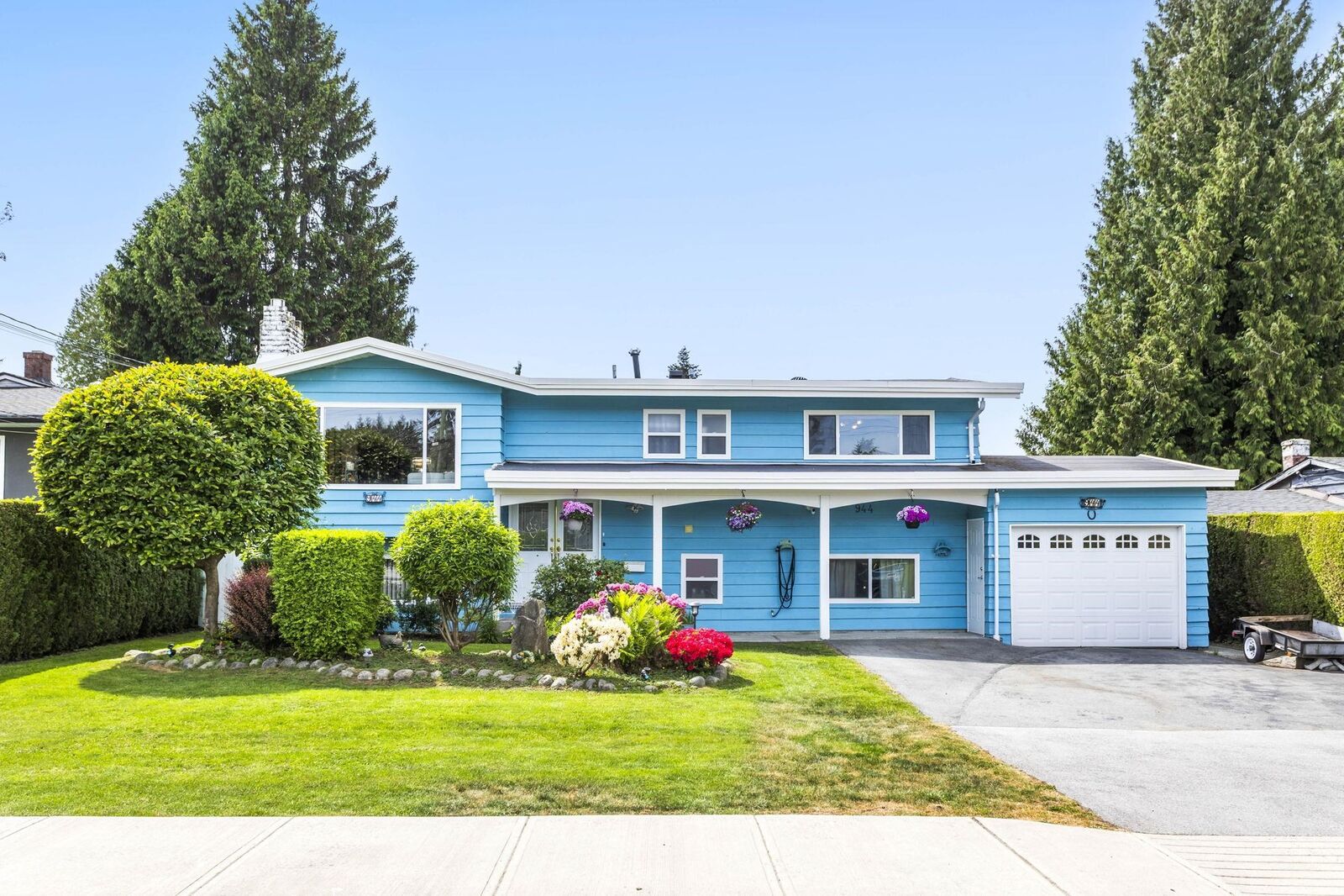 Property Photo:  944 Porter Street  BC V3J 5C2 