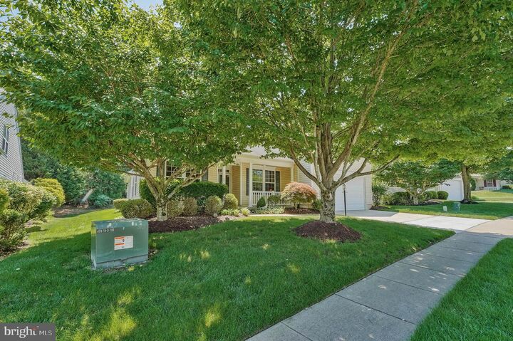 Property Photo:  17253 Four Seasons Drive  VA 22025 