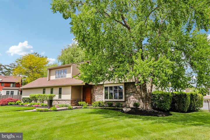 Property Photo:  93 Kent Road  PA 19006 