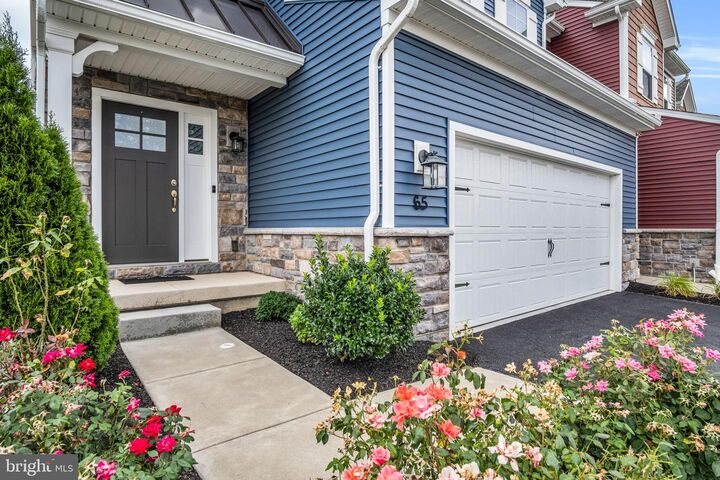 Property Photo:  65 Simon Court  PA 17050 