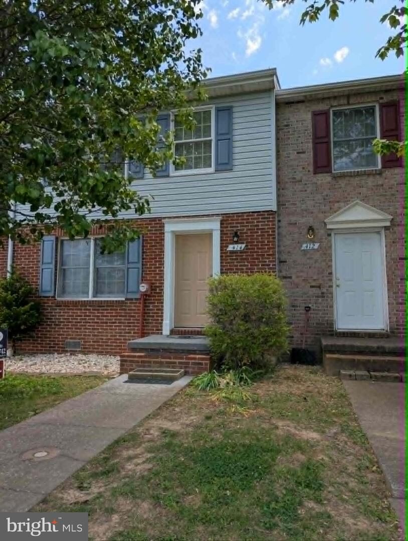 Property Photo: 414 Surrey Club VA 22655