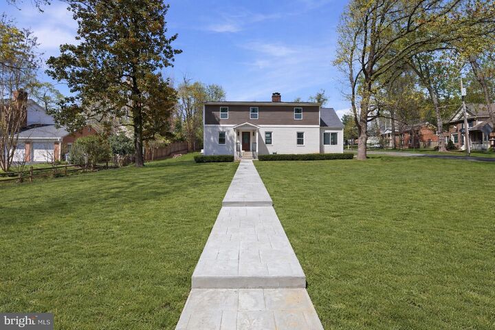 Property Photo:  6420 Spring Terrace  VA 22042 