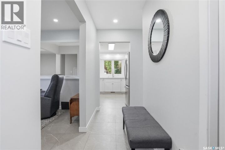 Property Photo:  1646 East Heights  SK S7J 3B7 
