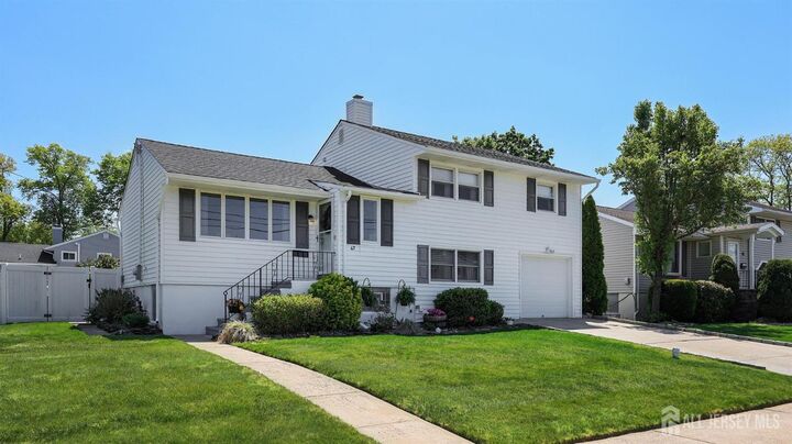 Property Photo:  47 Miliken Road  NJ 07067 