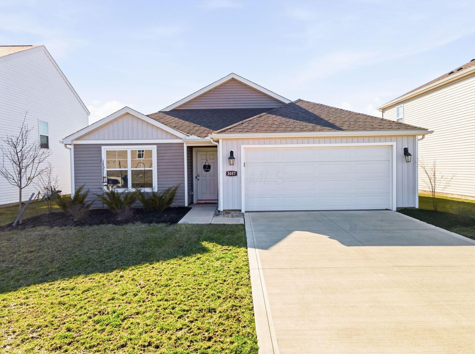Property Photo:  3057 Lamptonridge Drive  OH 43232 