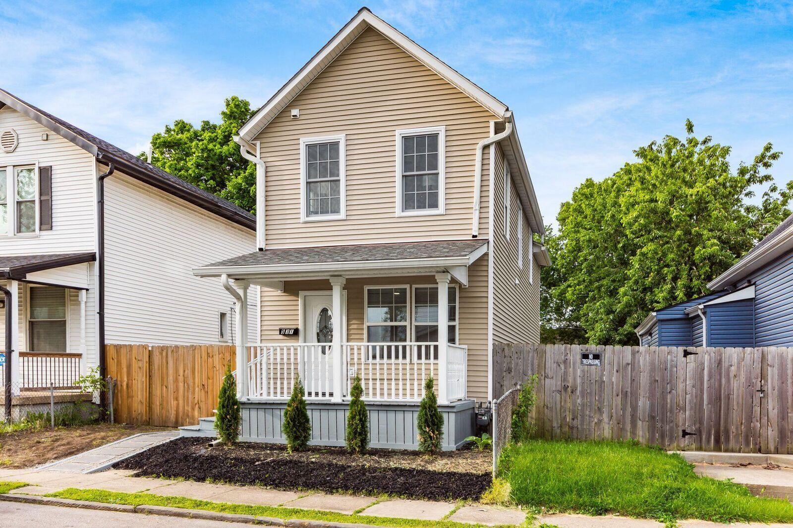 Property Photo:  531 Southwood Avenue  OH 43207 