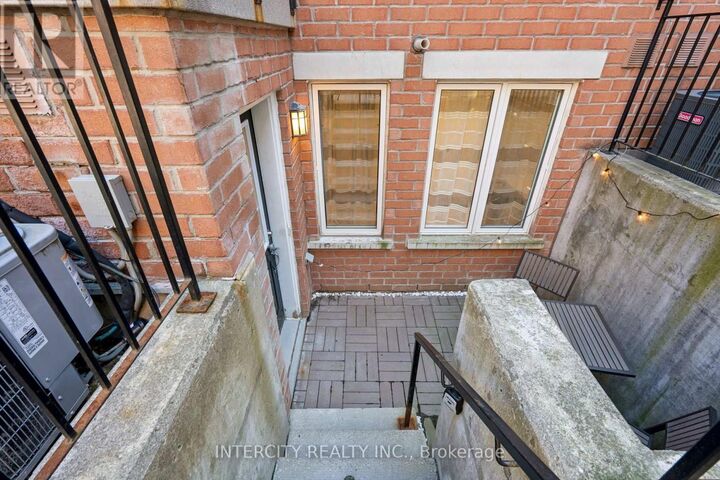 Property Photo: 10 Laidlaw Street 741 ON M6K 1X2