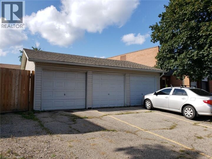 Property Photo:  112 Heiman Street 3  ON N2M 3L6 
