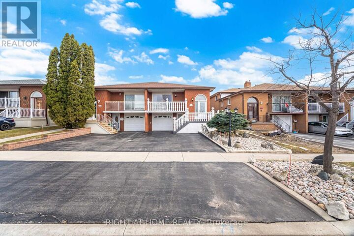 Property Photo:  3938 Midhurst Lane  ON L4Z 1C7 