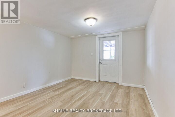 Property Photo: 13 Sterling Street 1 ON N5Y 1Y4