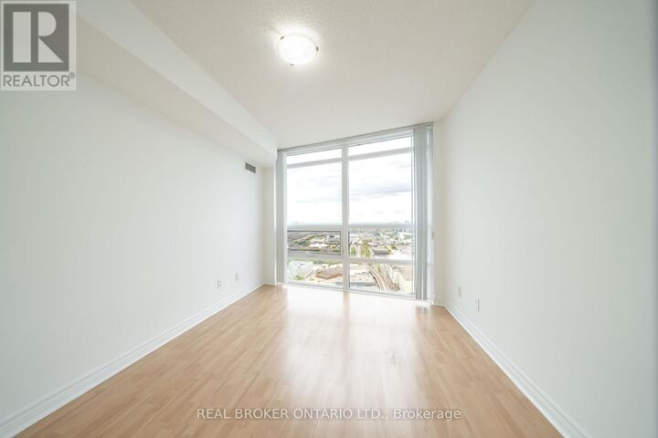 Property Photo:  83 Borough Drive 2904  ON M1P 5E4 