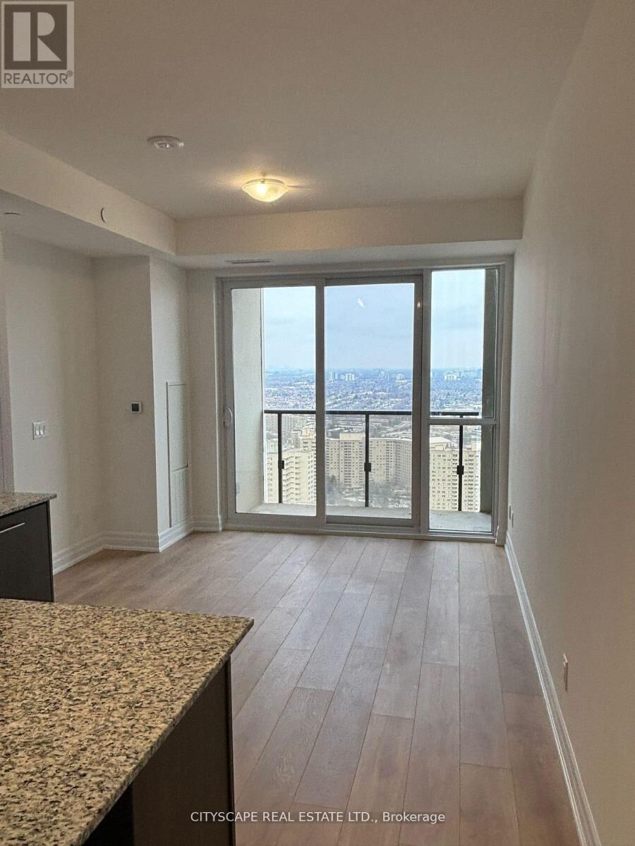 Property Photo:  30 Elm Drive 3302  ON L5B 0N6 