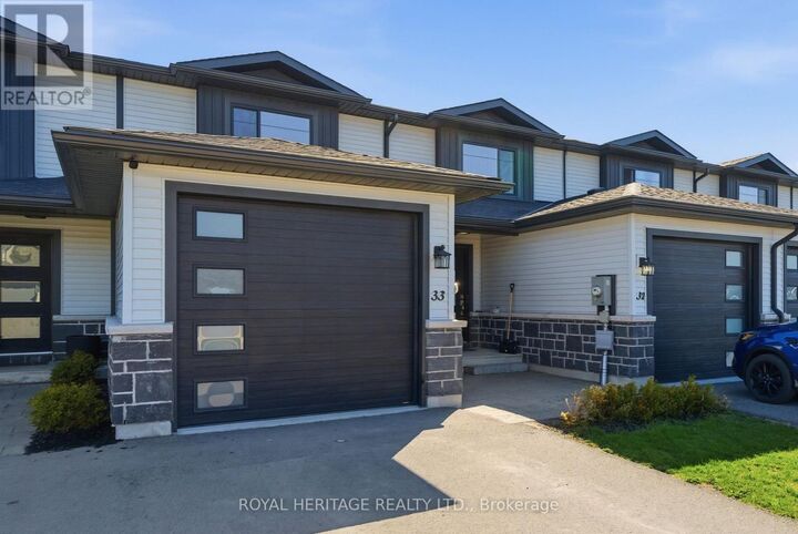 Property Photo: 33 Dewal Place ON K8P 0H3