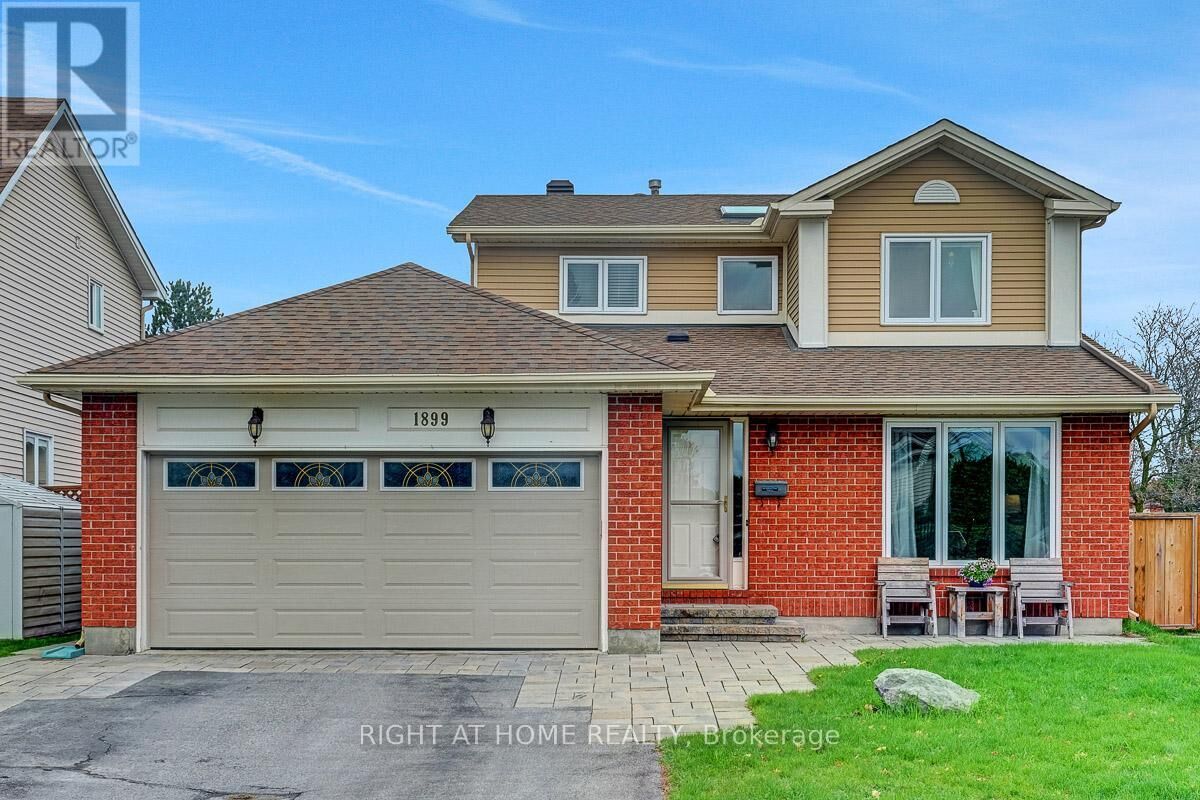 Property Photo:  1899 Rosewind Court  ON K1C 7E3 