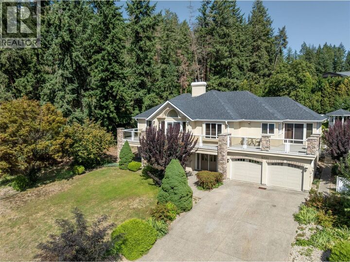Property Photo:  5231 11 Street Northeast  BC V1E 3N3 