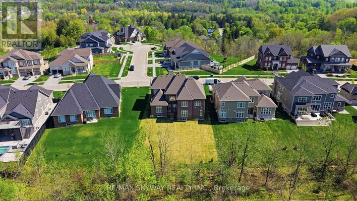 Property Photo:  27 Gamble Street  ON L7G 0P3 