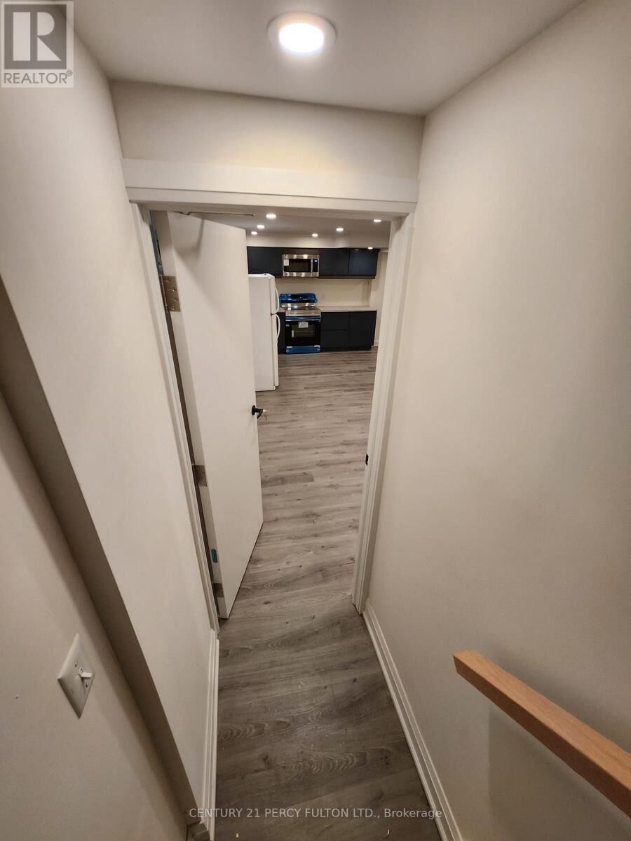 Property Photo: 212 River Ridge Boulevard Bsmnt ON L4G 7T7