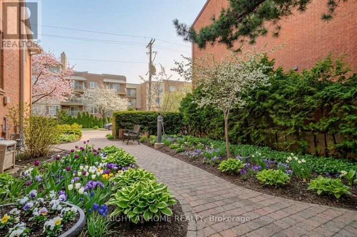 Property Photo:  2 Columbus Avenue 6  ON K1K 1R3 
