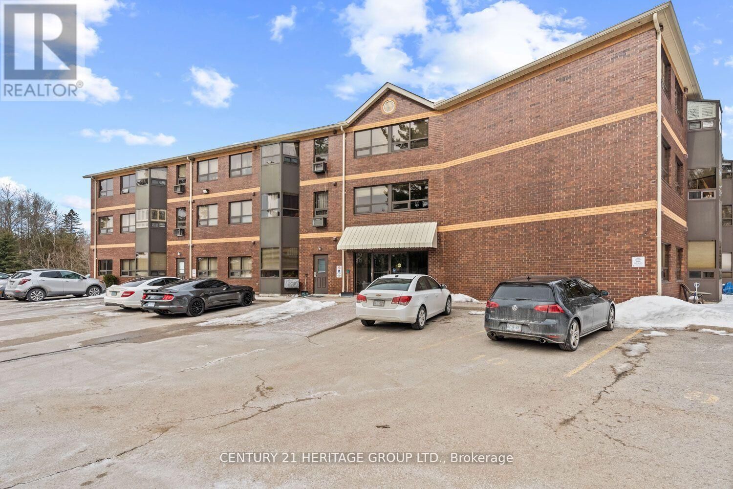Property Photo:  166 Olive Street 105  ON L9N 1M9 