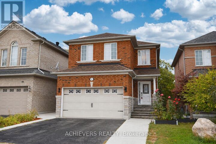 Property Photo:  521 Navigator Drive  ON L5W 1P5 