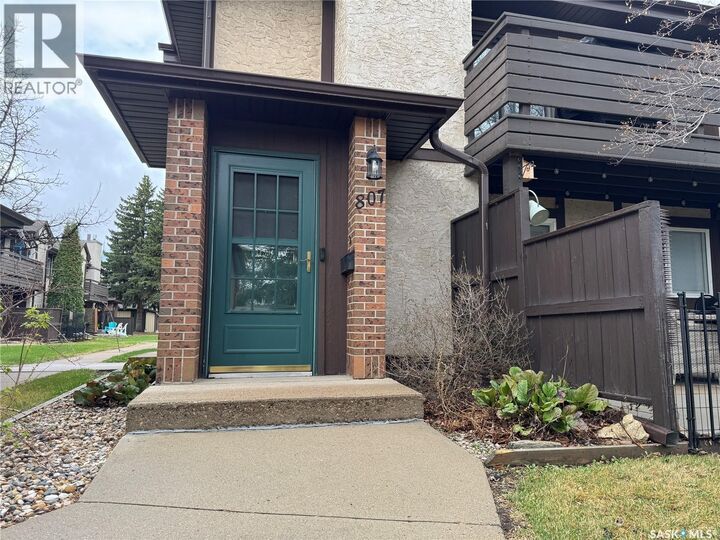 Property Photo:  807 603 Lenore Drive  SK S7K 6S1 