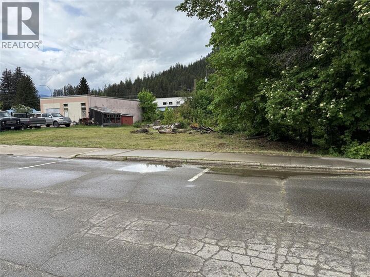 Property Photo:  Lot B Sayward Avenue  BC V0G 1Z0 