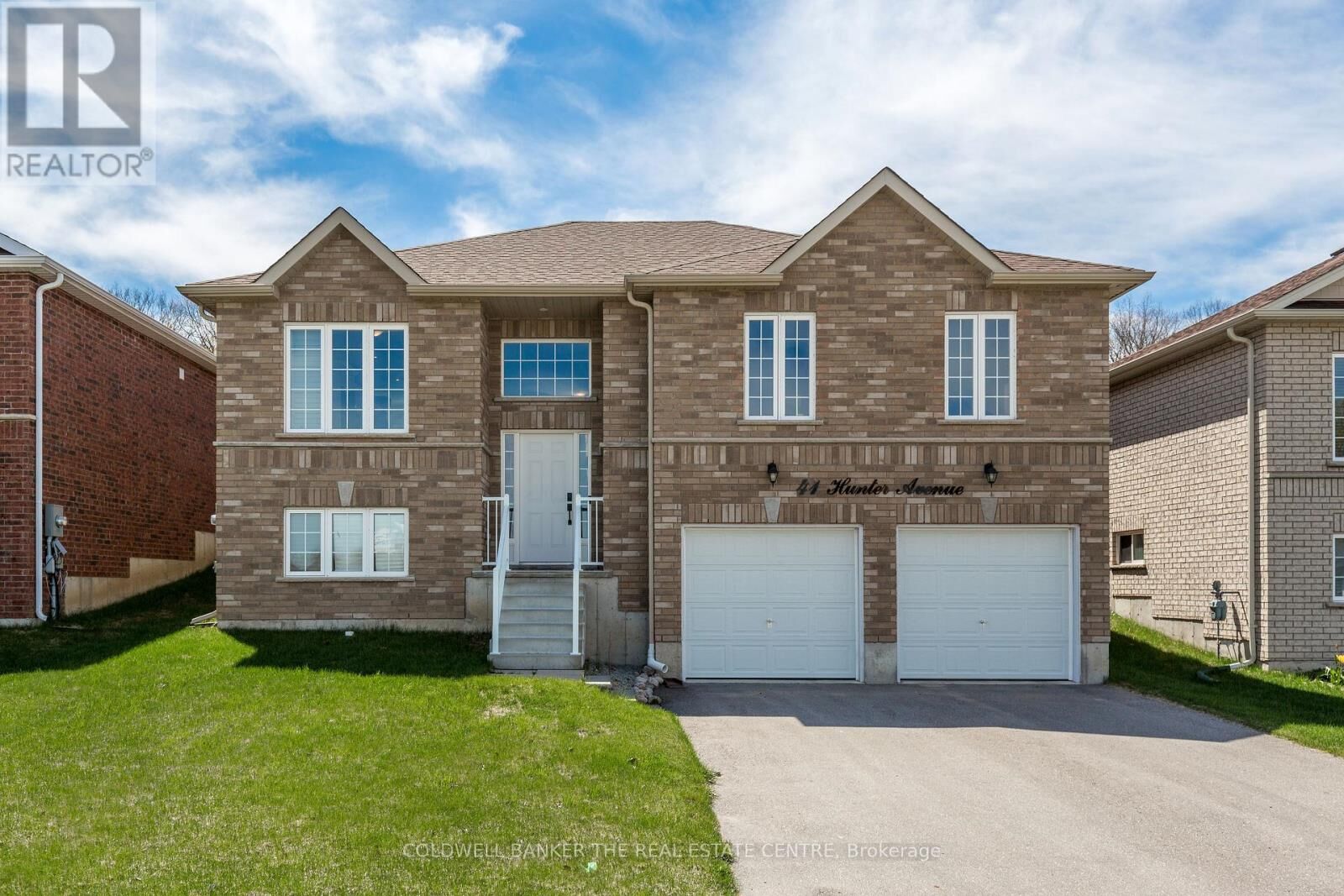 Property Photo: 41 Hunter Avenue ON L0K 2A0