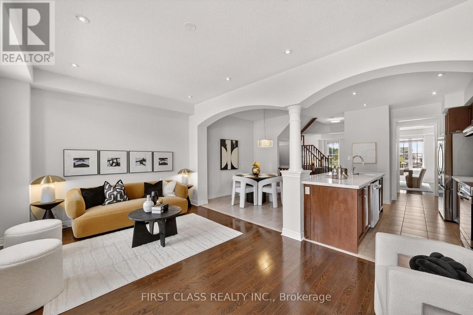 Property Photo:  2904 Elgin Mills Road East  ON L6C 0E5 