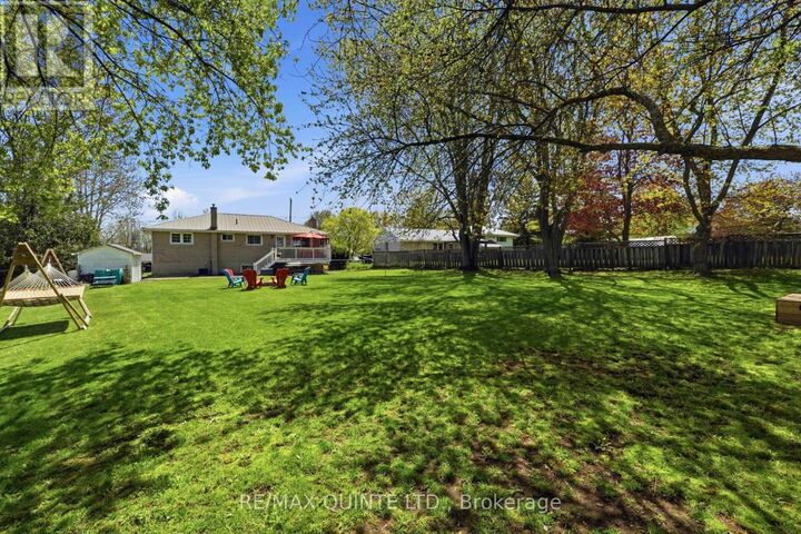 Property Photo:  565 Lester Road  ON K8V 5P8 