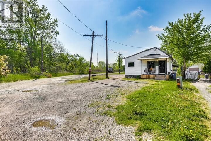 Property Photo:  276 King Street East  ON N7M 3N6 