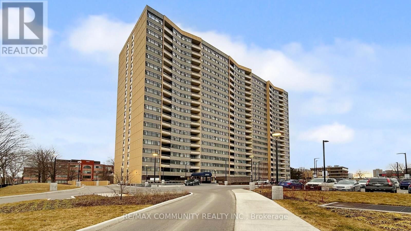 Property Photo:  2050 Bridletowne Circle 1210  ON M1W 2V5 
