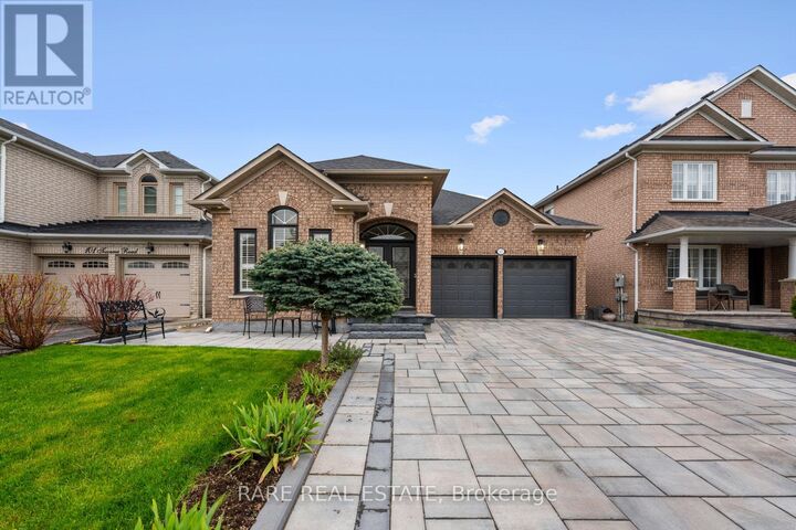 Property Photo:  97 Toscana Road  ON L4H 2G1 
