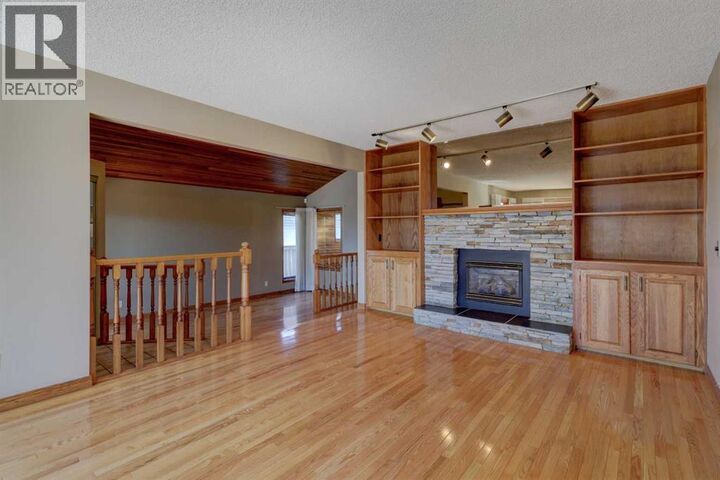 Property Photo: 2328 Munro Drive Northeast AB T2E 5Y9