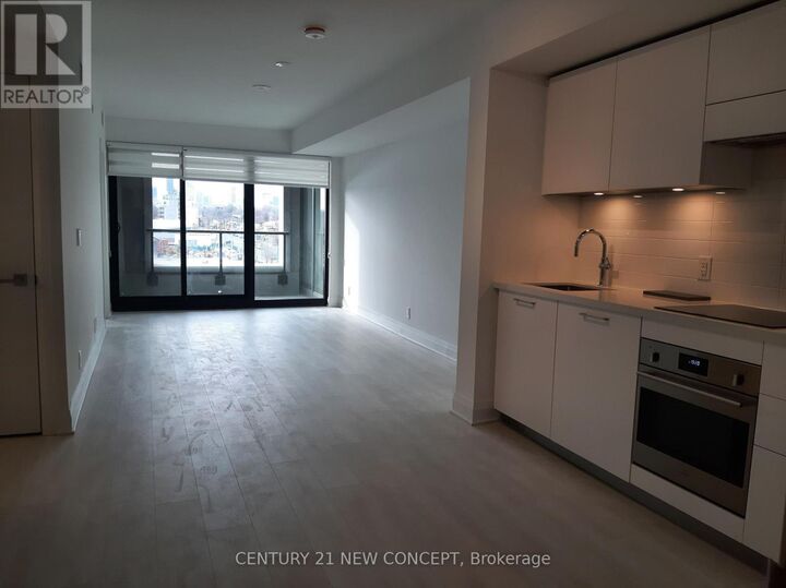 Property Photo: 33 Frederick Todd Way 518 ON M4G 0C9