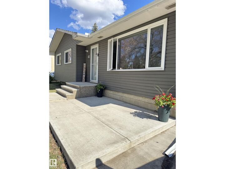 Property Photo: 45 Lambert Cr AB T8N 1M3
